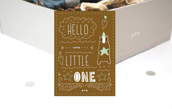 Die Baby Geschenkbox Erstausstattung Basic ist ein wunderbares Geschenk zur Geburt.