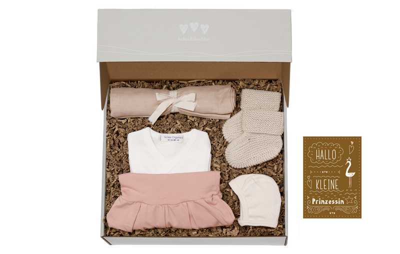 Die Baby Geschenkbox für Maedchen Erstausstattung Erste Wochen-Deluxe ist personalisierbar und das perfekte Geburtsgeschenk.