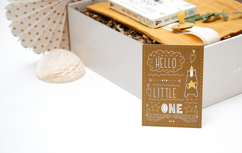 Die Babygeschenkbox "Erinnerung Basic" ist ein tolles Geburtsgeschenk bei lachen lieben leben.