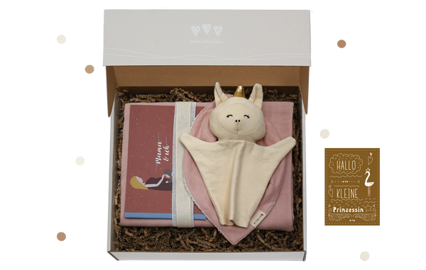 Die Baby Geschenkbox für Mädchen "Mama & Ich Bonus" ist das ideale Geburtsgeschenk.