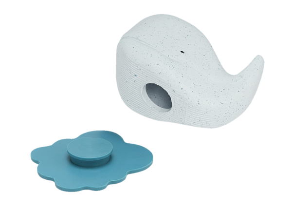 Das Upcycling Badespielzeug Wal von Hevea Planet ist ein tolles Geburts-Geschenk.