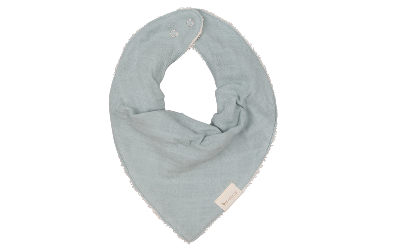 Das Fabelab Bandana in helblau ist das optimale Geschenk zur Geburt.