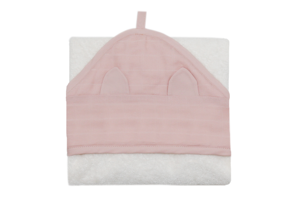 Das Kapuzen Babyhandtuch in rosa und creme von lachen lieben leben ist ein tolles Geschenk zur Geburt für alle Kinder.